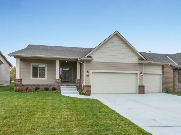 907 W Threewood Ct, Andover, KS 67002