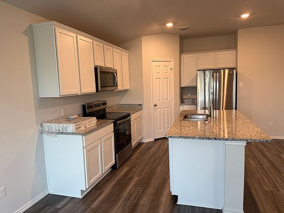 4th image of 7106 Luella Dr