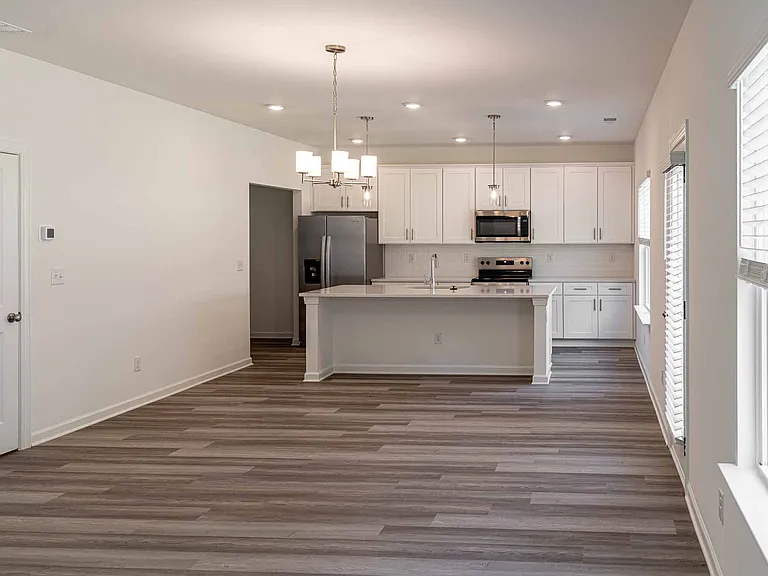 3318 Pepperpike Ct — Photo 4