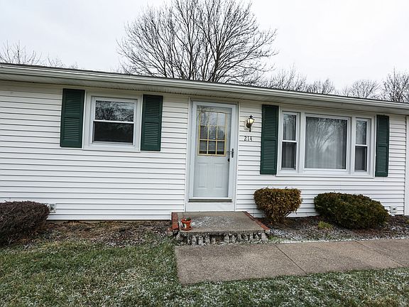 3rd image of 214 Downsview Dr