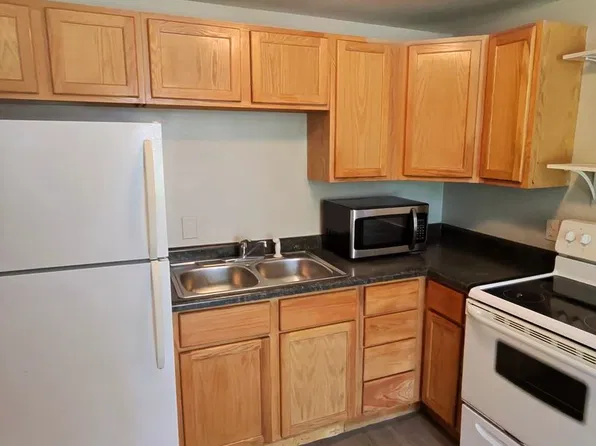 1620 E Grand Ave, 1620 E Grand Ave APT B, Des Moines, IA 50316