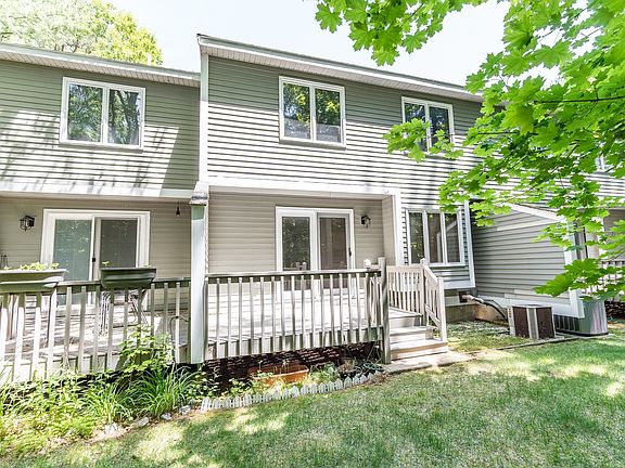 3rd image of 84 Branch Tpke Unit 16