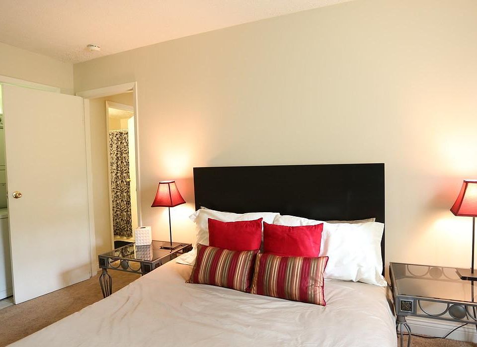 1st image of 4268 Appian Way W APT F