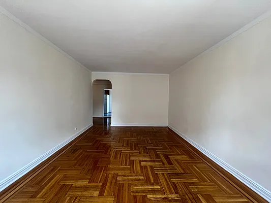 Rented by Queens Apartments Realty LLC | media 12