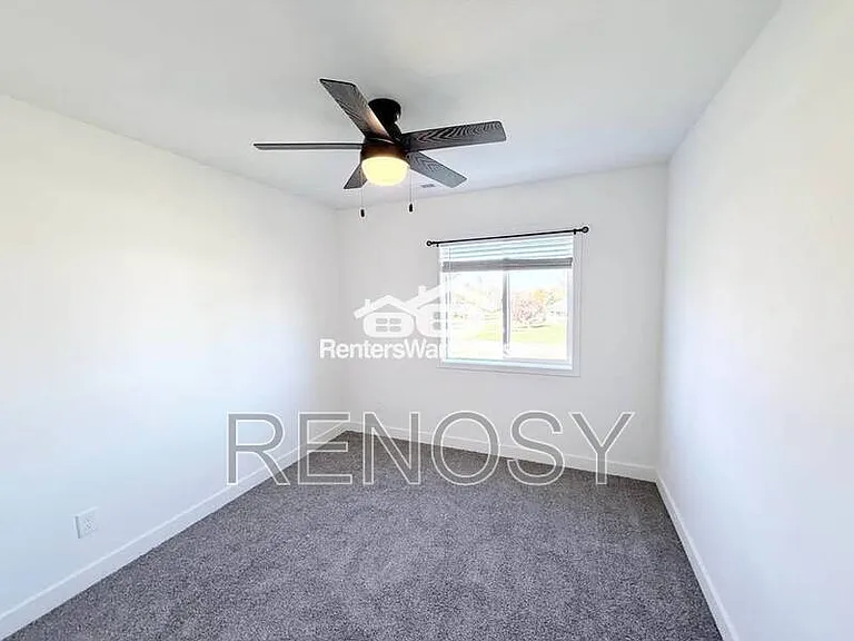 2103 Willis Ave — Photo 23