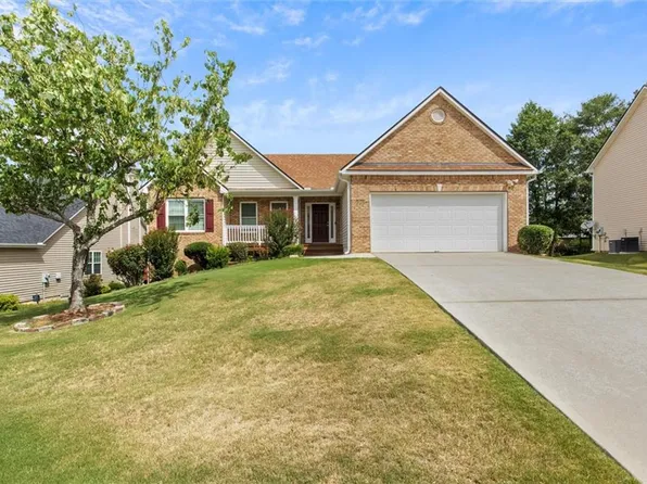 1465 Queenie Smith Rd NE, Conyers, GA 30012