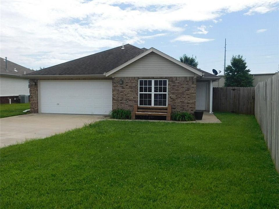 1st image of 2703 SW Comanche Ct