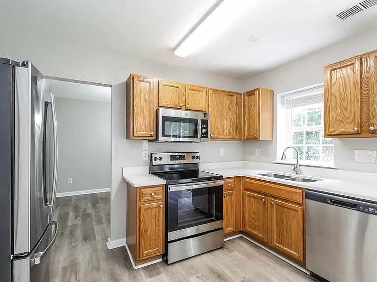 211 Winding Canyon Dr — Photo 10