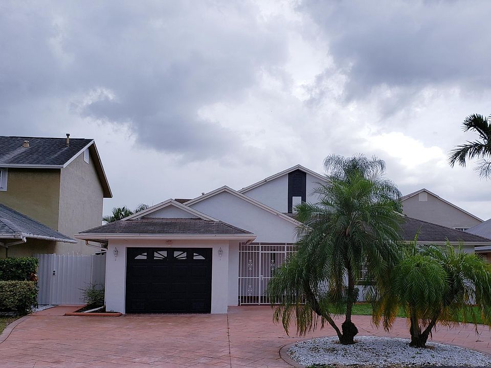 1st image of 19021 NW 78th Ave