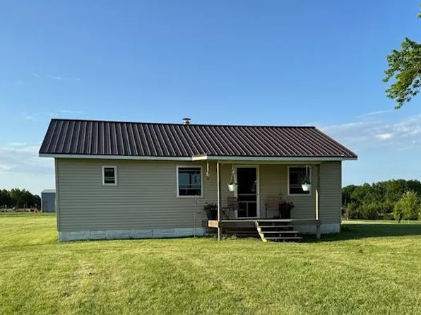 33775 State Highway Yy, Macon, MO 63552