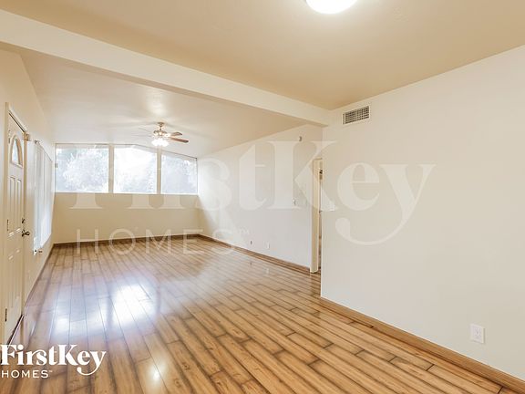 5th image of 4144 E Almeria Rd
