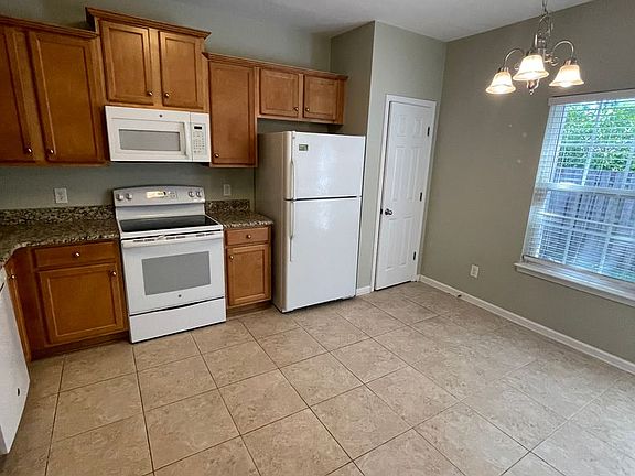4th image of 1101 Downs Blvd APT 202