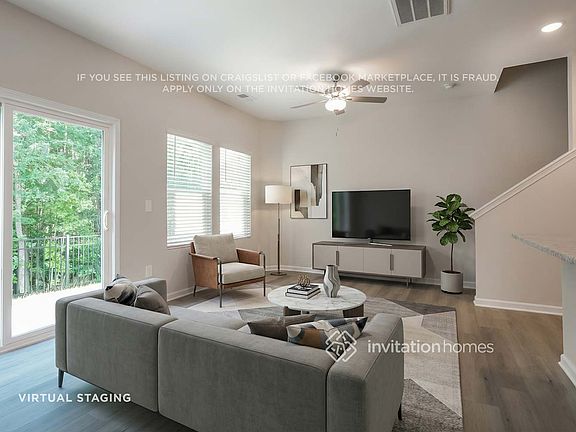 5th image of 928 Greenville Way