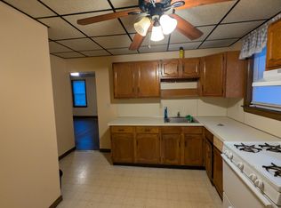 1141 Pleasant St #2, Fall River, MA 02723