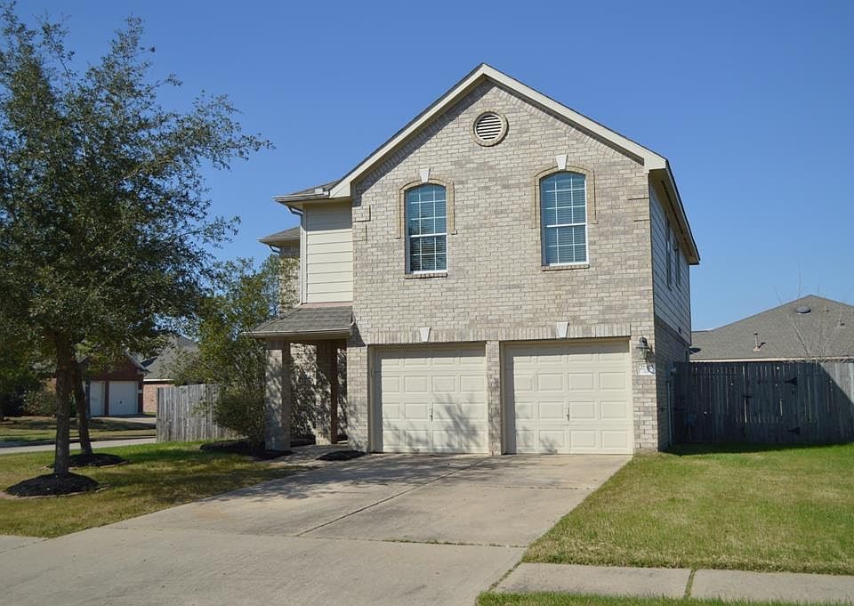 1st image of 21510 Brighton Hollow Ln