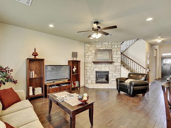 3rd image of 12604 Pranav Ln