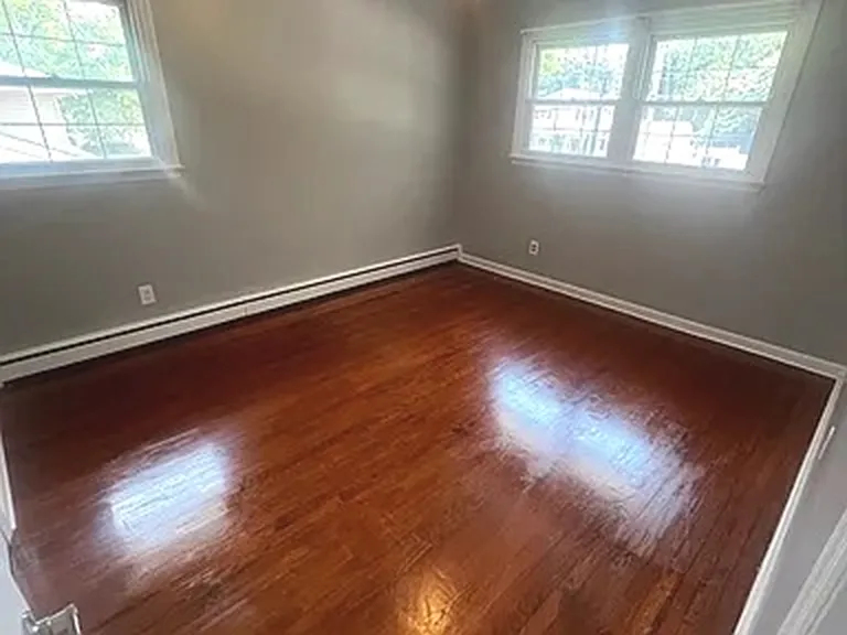 1109 Milltown Rd — Photo 3
