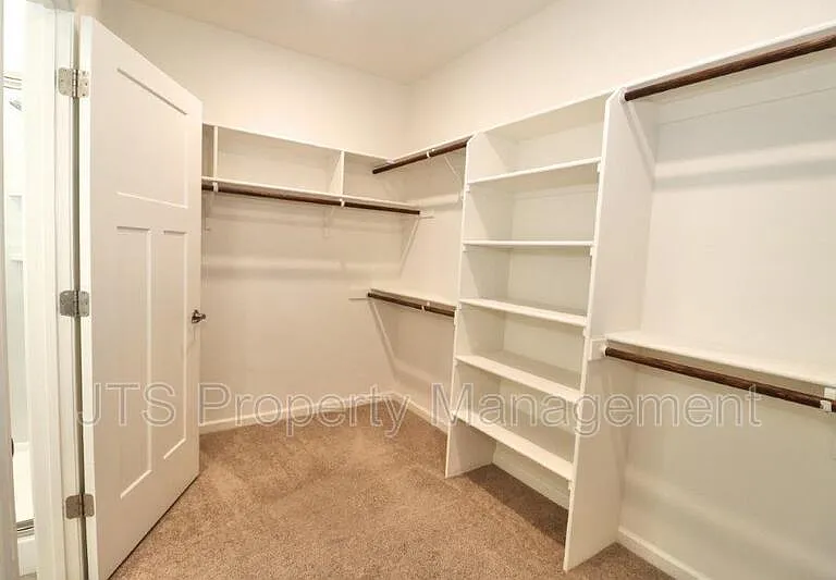 5122 Mossy Stone Way — Photo 54