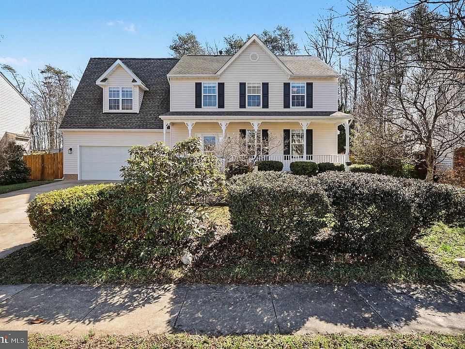 1st image of 9 Burningbush Ct