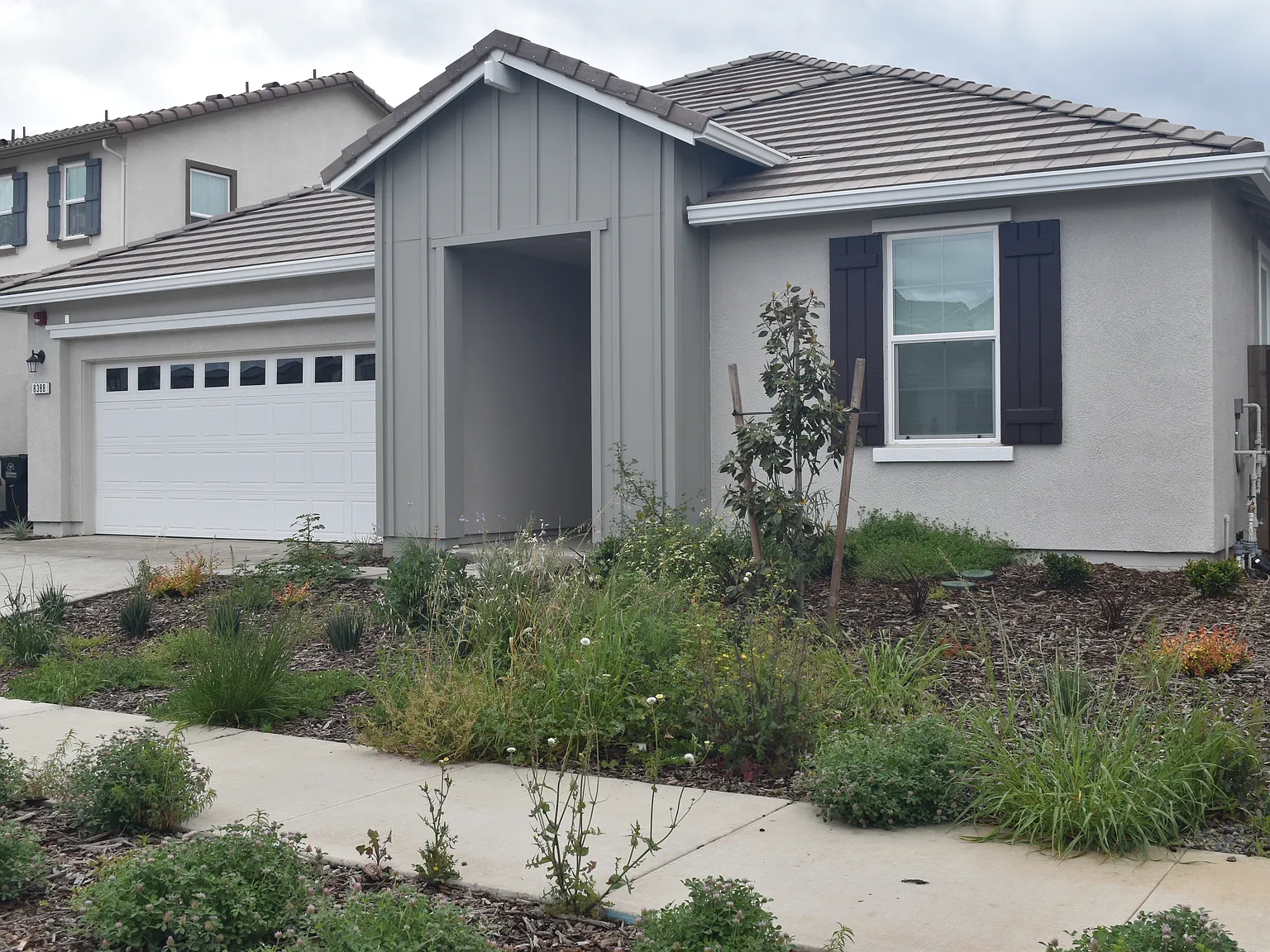 3 bed, 2121 sqft, $3,095 — Photo 2