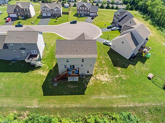 2nd image of 760 Keystone Dr