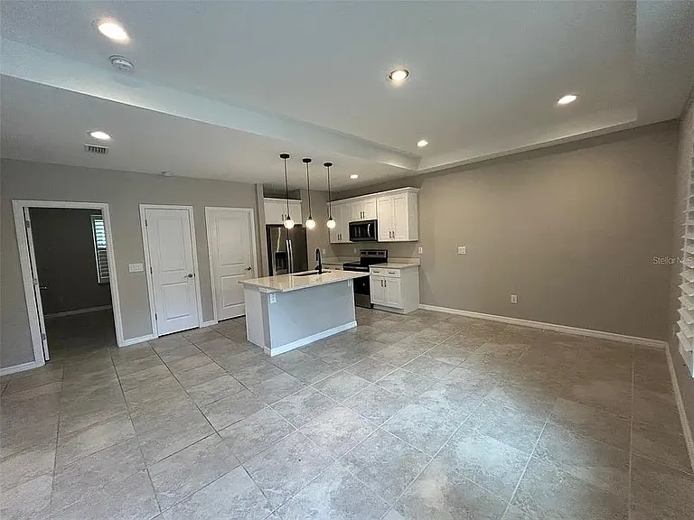 4248 S Apopka Ave — Photo 9
