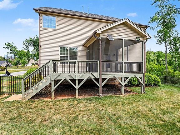2nd image of 8000 Laffin Ct