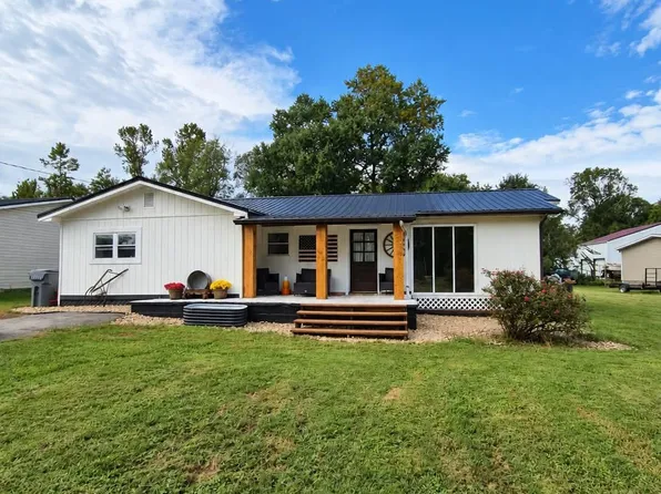 718 Goshen Valley Rd, Church Hill, TN 37642