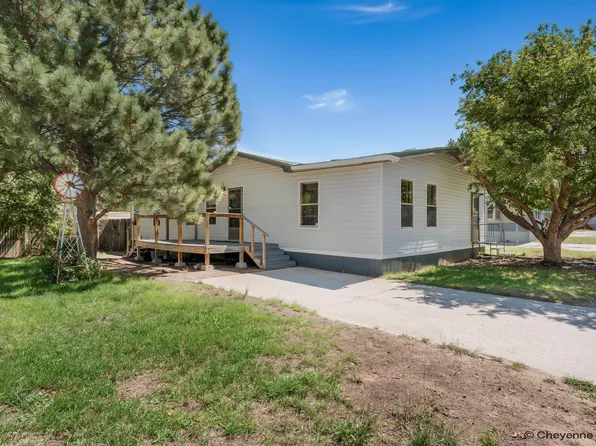 1405 Renee Rd, Cheyenne, WY 82007