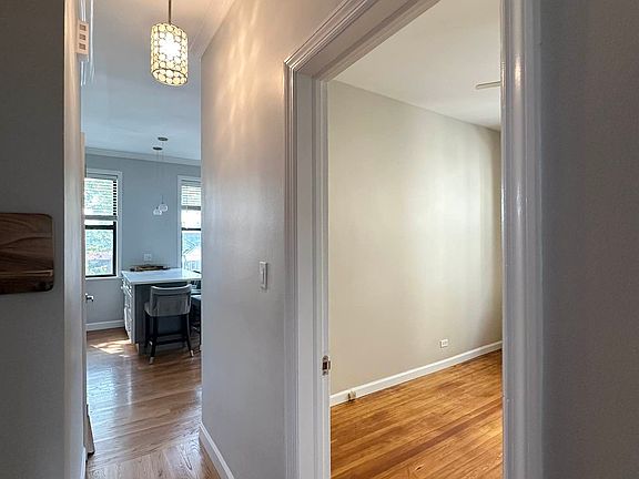 4th image of 34-36 28th St #2F