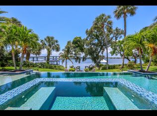11 N River Rd, Sewalls Point, FL 34996