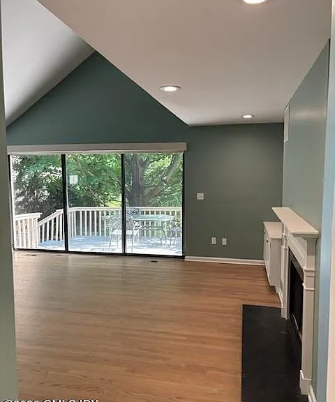 314 W Lyon Farm Dr — Photo 5
