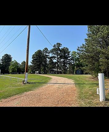 5th image of 417757 State Highway 3