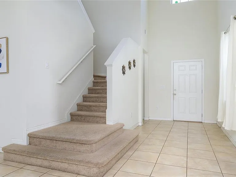 2775 Red Horse Dr — Photo 7