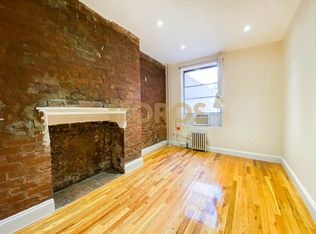 335 E 10th St APT 2W, New York, NY 10009