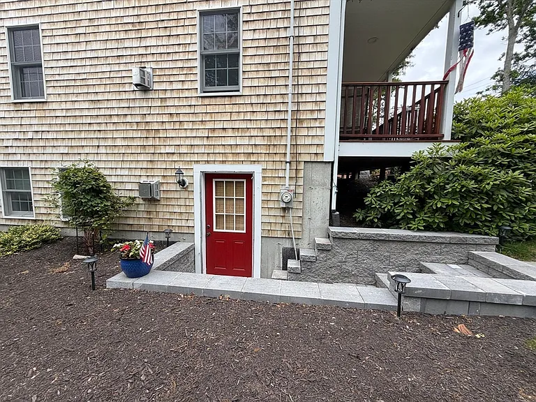 1 Park Rd #1 — Photo 3