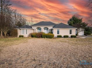 3141 Scott Rd, Swanton, OH 43558