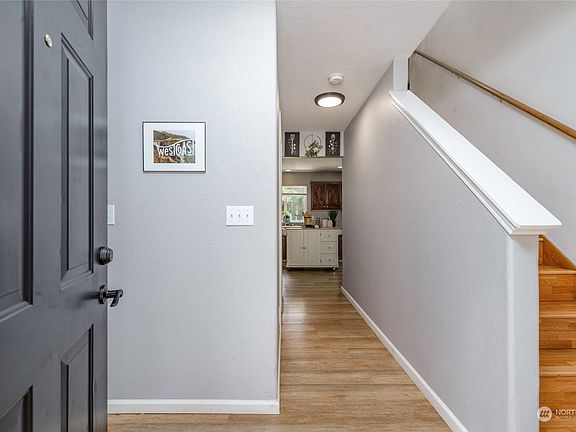 2nd image of 29411 84th Avenue Ct S
