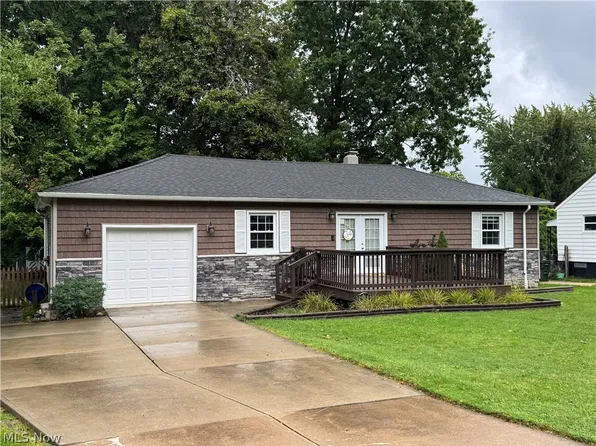 29331 Armadale Ave, Wickliffe, OH 44092