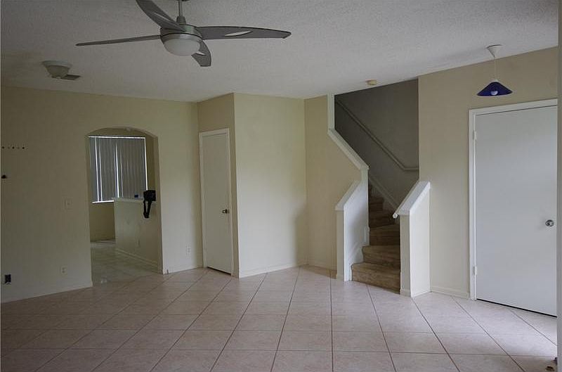 2nd image of 10991 Bailey Ln