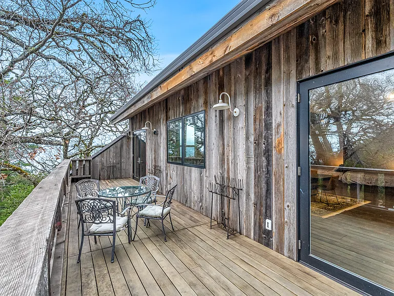 6568 Sonoma Mountain Rd — Photo 91