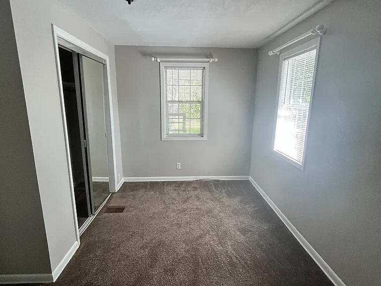 681 Milwaukee Ave — Photo 14