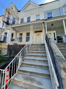 1366 Teller Ave, Bronx, NY, 10456