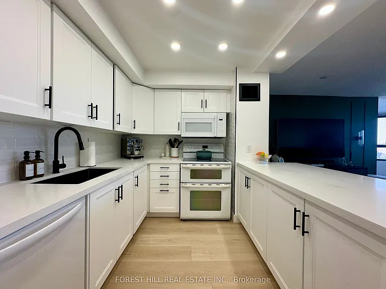 1300 Bloor St #705 — Photo 6