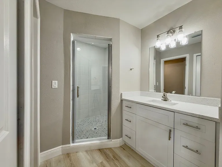 North Pointe Place — Photo 34