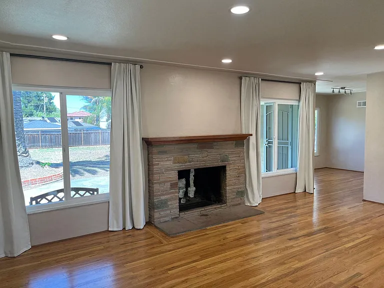 16841 Leroy Ave — Photo 7