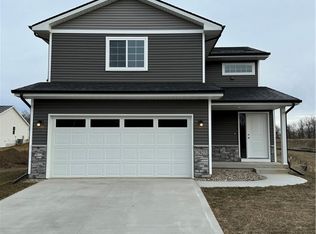 2925 River Ridge Rd, Des Moines, IA 50320