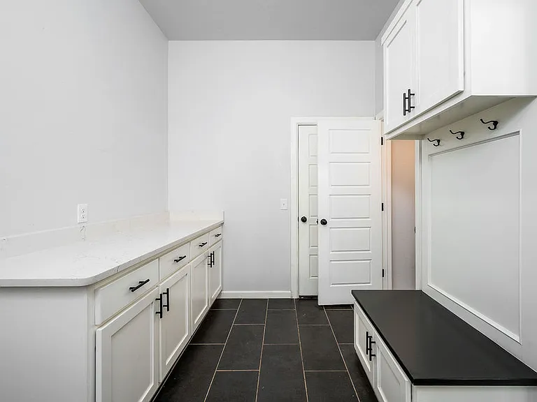 800 Firefork Ave — Photo 35