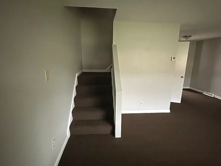 4878 Banbury Ct #4 — Photo 17