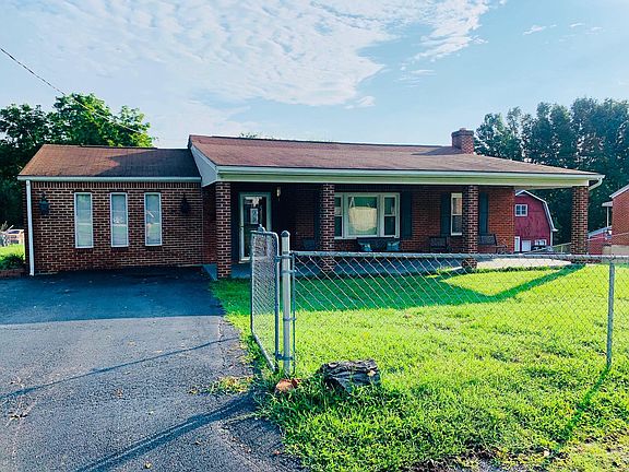 2nd image of 4421 Eden Dr NW